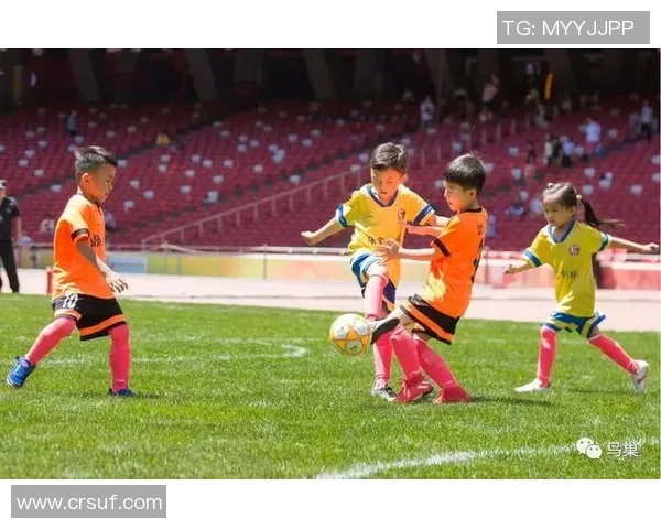 拉普拉塔大学与河床的激烈对决揭示足球战术与激情的完美结合